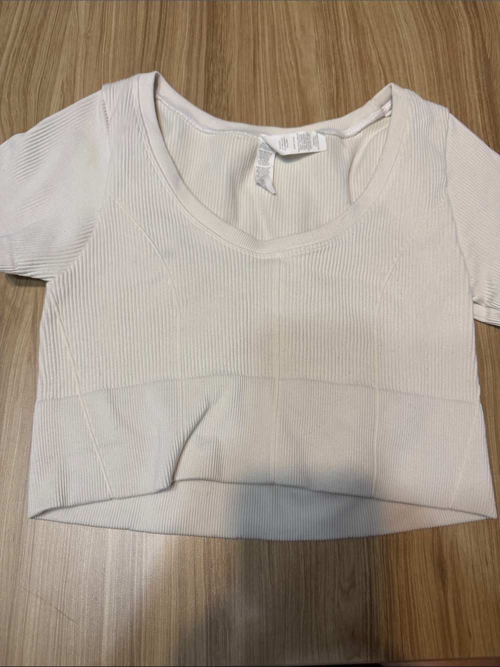 Cropped Ribbed Scoop Neck Top - Cream